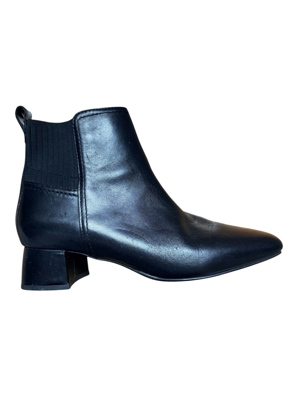 Rockport Black Leather Pointed Toe Ankle Bootie